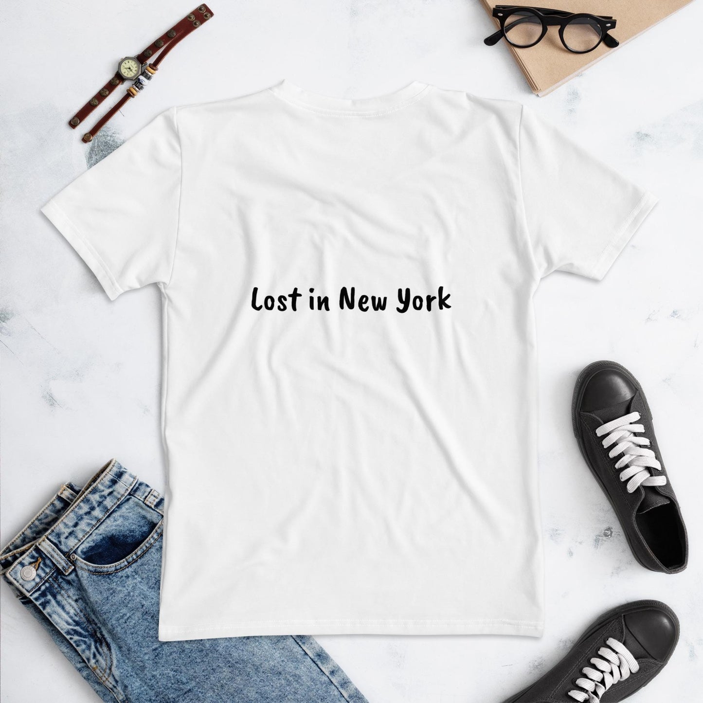 Funny New York City T-Shirt - Lost in New York Sheep Design - Cute NYC Souvenir Tee - Funny Animal Graphic Shirt - Unique NYC Gift